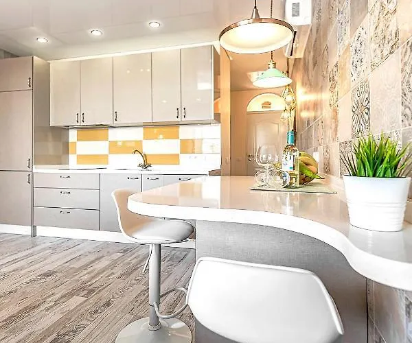 Luxury Orlando 阿德耶